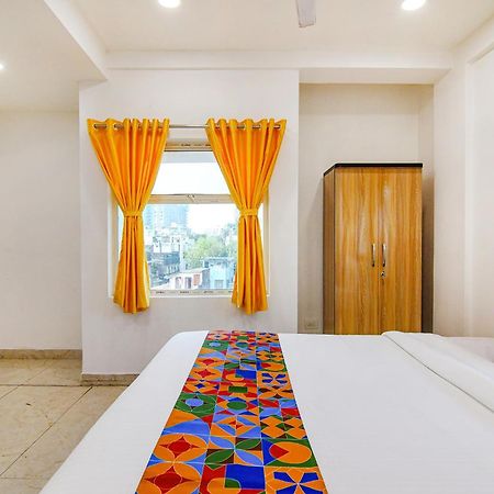 Fabhotel Grand Hazra Inn - Nr Ballygunge Station Kolkata Bagian luar foto