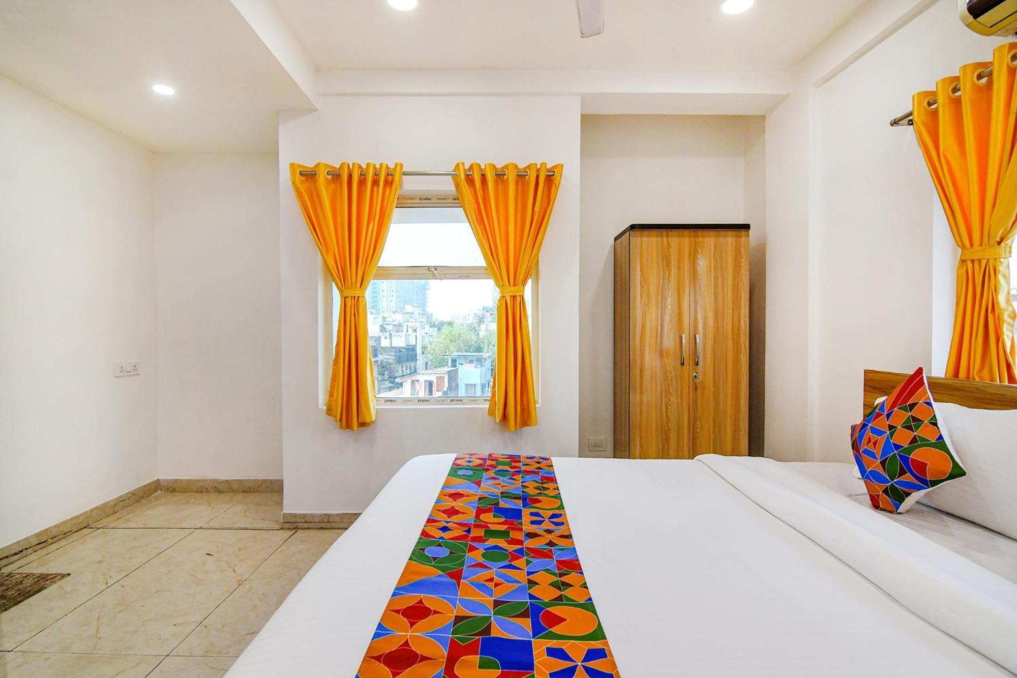 Fabhotel Grand Hazra Inn - Nr Ballygunge Station Kolkata Bagian luar foto
